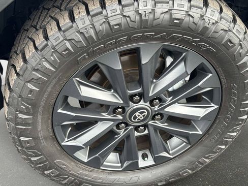 Used 2024 Toyota Land Cruiser Base image 10