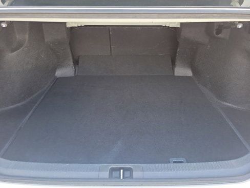 Used 2025 Toyota Camry SE FWD image 6
