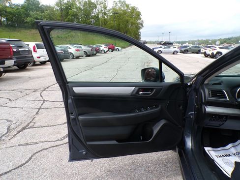Used 2016 Subaru Legacy 2.5i Premium AWD/4WD image 22