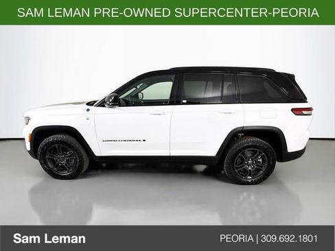 Used 2024 Jeep Grand Cherokee Trailhawk image 4