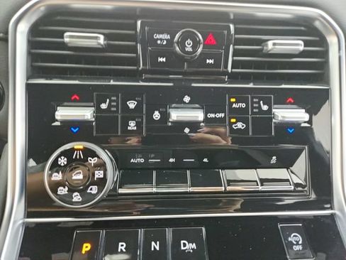 Used 2025 Nissan Armada SL w/ Captain's Chari Seat Package AWD/4WD image 31