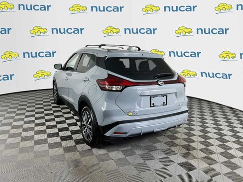 Used 2021 Nissan Kicks SV FWD image 5