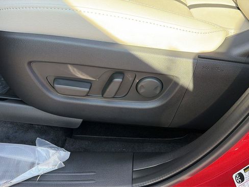New 2025 MAZDA CX-70 Plug-In Hybrid w/ Premium Pkg image 13