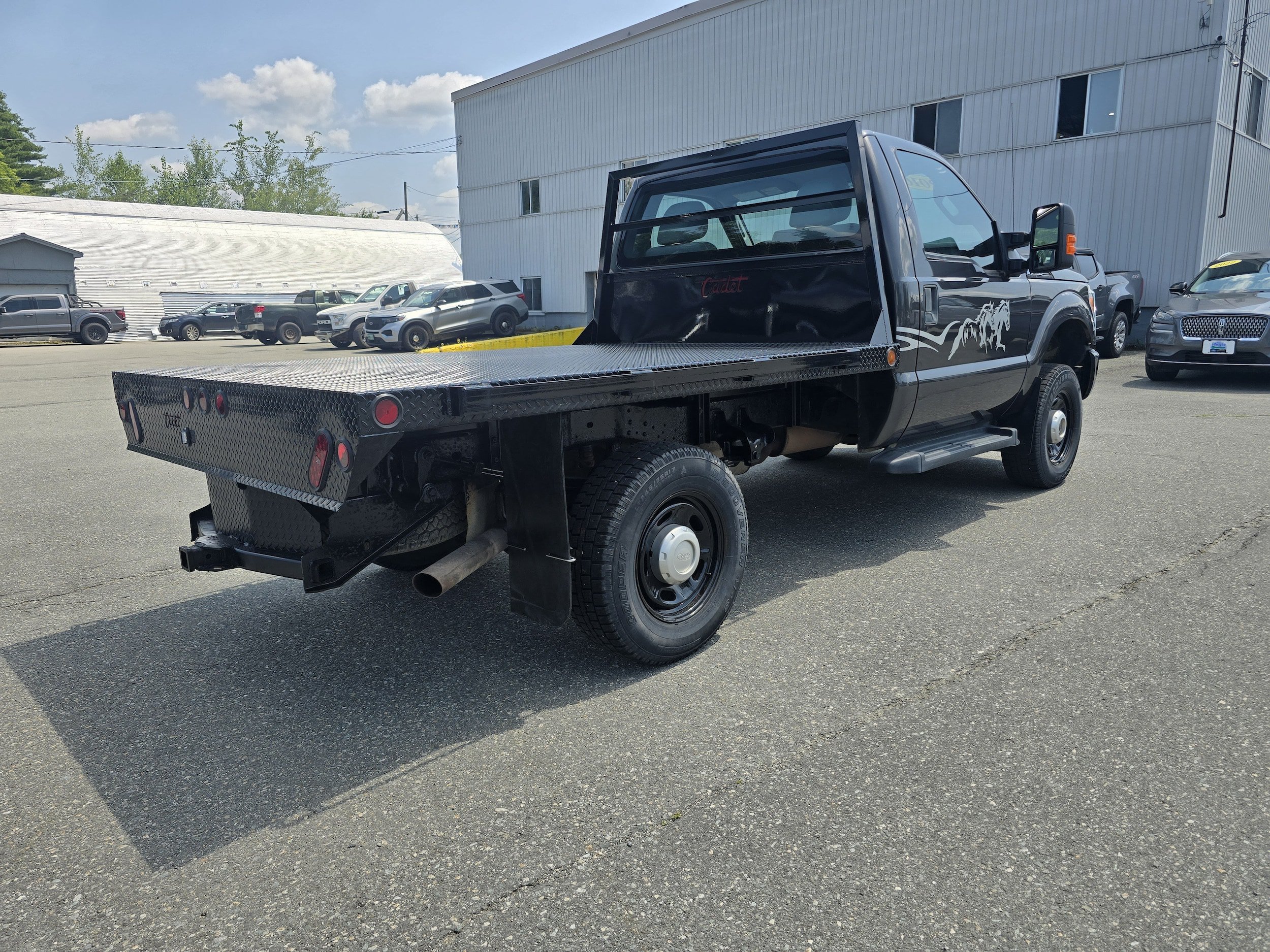 Used 2016 Ford F250 XL w/ Power Equipment Group AWD/4WD image 6