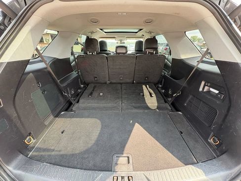 Used 2021 Ford Explorer XLT AWD/4WD image 29
