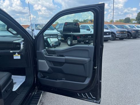 New 2025 Ford F150 Lariat w/ Equipment Group 501A Mid image 25