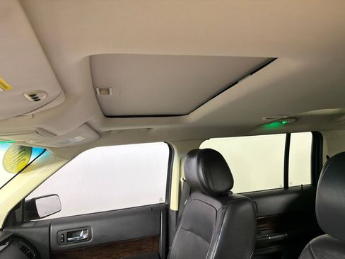 Used 2018 Ford Flex Limited w/ Equipment Group 303A AWD/4WD image 14