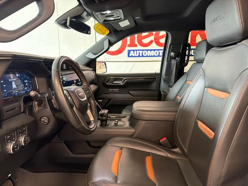 Used 2023 GMC Sierra 1500 AT4 w/ AT4 Premium Package AWD/4WD image 14