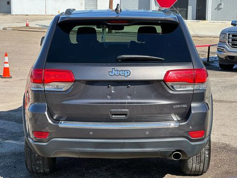 Used 2017 Jeep Grand Cherokee Limited image 5