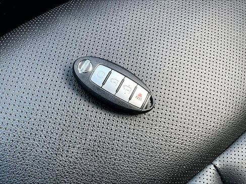 Certified 2022 Nissan Rogue Sport SL image 29