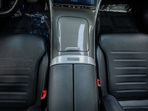 Used 2023 Mercedes-Benz C 43 AMG 4MATIC Sedan image 29