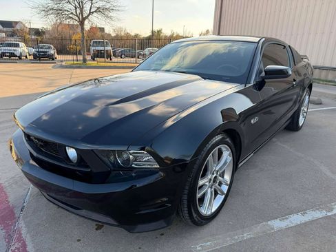 Used 2012 Ford Mustang GT Premium w/ Security Pkg image 2
