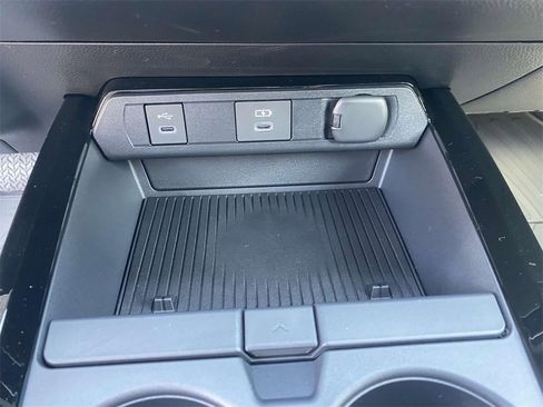 New 2026 Toyota Prius XSE image 25