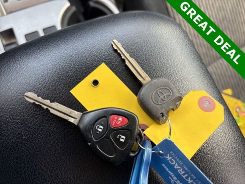 Used 2016 Toyota 4Runner SR5 image 26