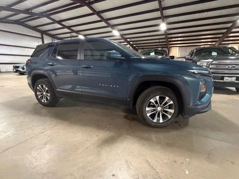 Used 2026 Chevrolet Equinox LT w/ Convenience Package II image 5