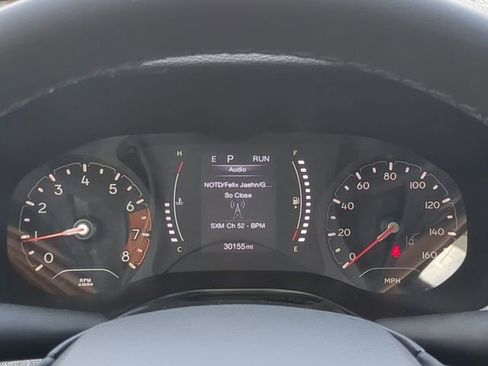 Used 2022 Jeep Compass Latitude FWD image 31