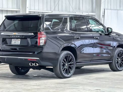 Used 2023 Chevrolet Tahoe High Country AWD/4WD image 2