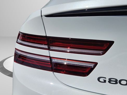 New 2026 Genesis G80 3.5T Prestige image 9