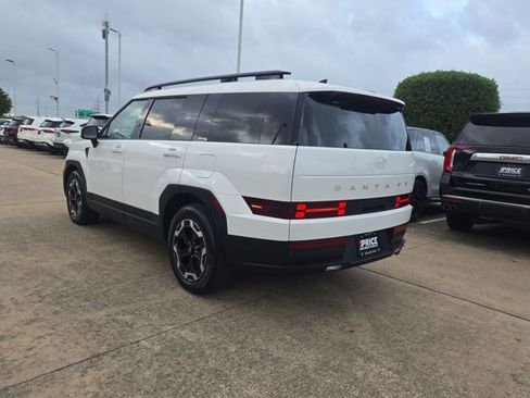 Used 2025 Hyundai Santa Fe SEL image 8