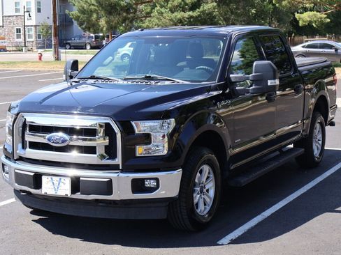Used 2017 Ford F150 XLT image 11