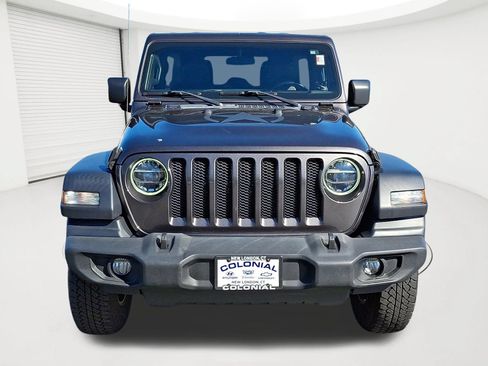 Used 2020 Jeep Wrangler Unlimited Sport AWD/4WD image 2