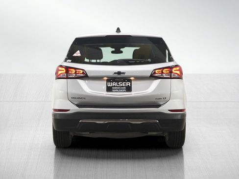 Used 2022 Chevrolet Equinox LT image 4