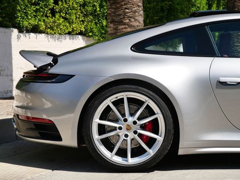 Used 2020 Porsche 911 Carrera 4S image 5