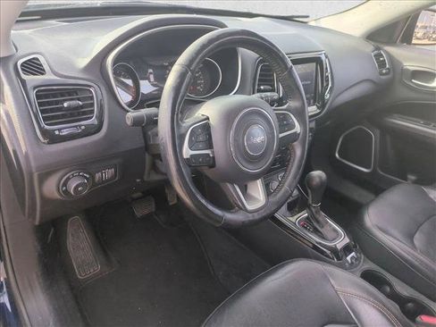 Used 2019 Jeep Compass Limited image 9