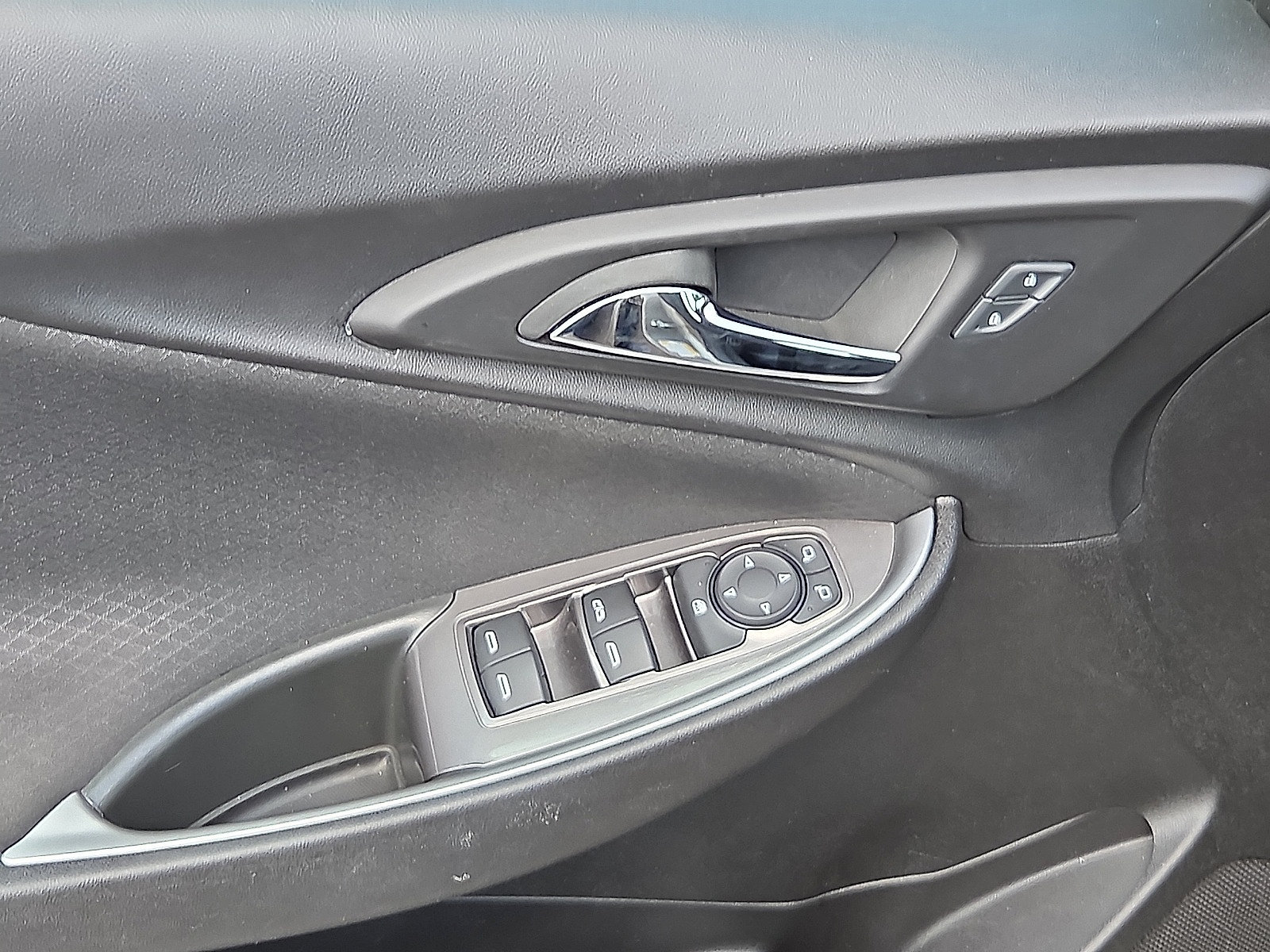 Certified 2024 Chevrolet Malibu LT FWD image 13