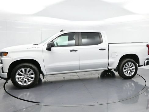 Used 2022 Chevrolet Silverado 1500 Custom w/ Safety Confidence Package RWD image 4