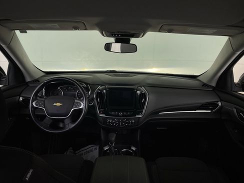 Used 2021 Chevrolet Traverse LT image 28