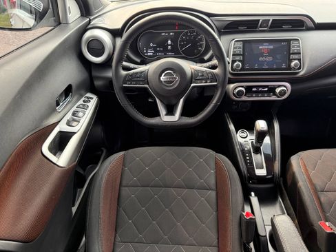 Used 2020 Nissan Kicks SR w/ Exterior Package FWD image 25