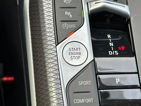 New 2026 BMW 330i Sedan w/ M Sport Package image 24