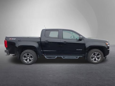 Used 2019 Chevrolet Colorado Z71 AWD/4WD image 2