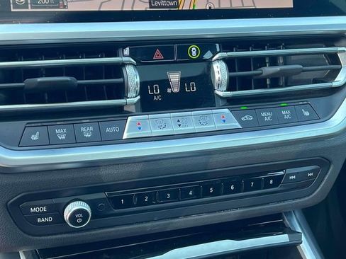 Used 2022 BMW 330i xDrive Sedan w/ Premium Package 2 image 41