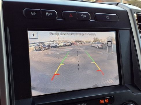 Used 2017 Ford F350 Lariat w/ Chrome Package image 12