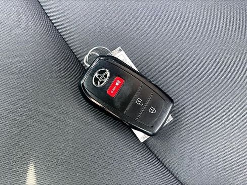 Used 2026 Toyota Tacoma SR5 AWD/4WD image 11