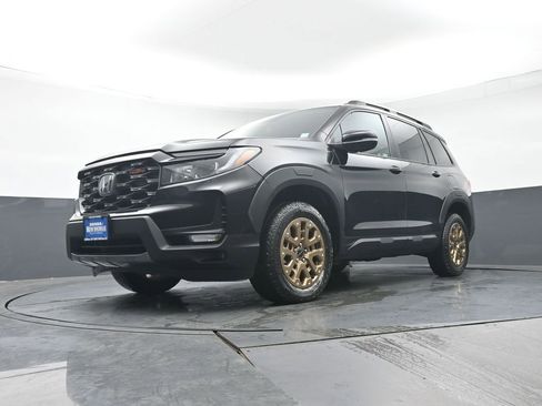Certified 2022 Honda Passport TrailSport image 36