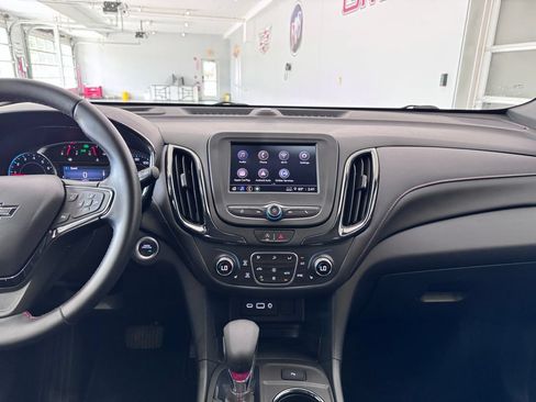 Certified 2024 Chevrolet Equinox RS AWD/4WD image 17