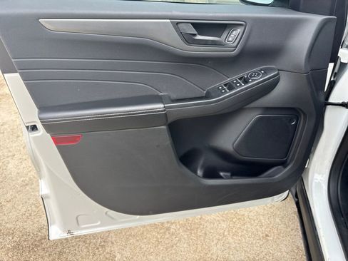 Used 2023 Ford Escape Active FWD image 11