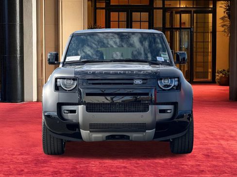 New 2026 Land Rover Defender 130 V8 image 7