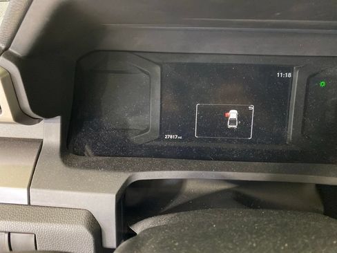 Used 2024 Toyota Tacoma SR5 AWD/4WD image 16