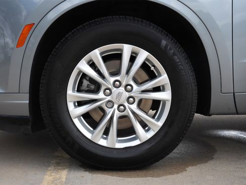 Used 2023 Cadillac XT6 Luxury image 31