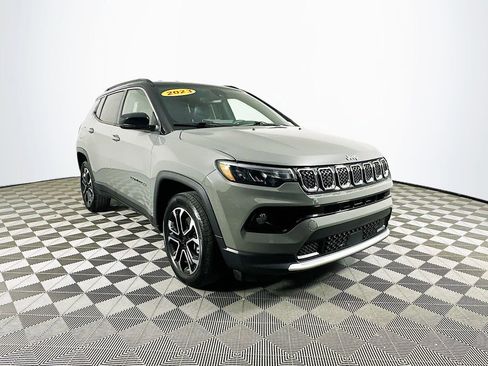 Certified 2023 Jeep Compass Limited image 2