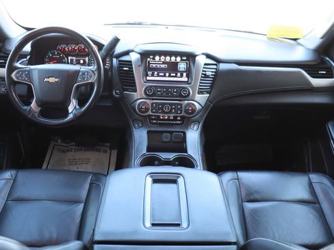 Used 2019 Chevrolet Tahoe LT image 9
