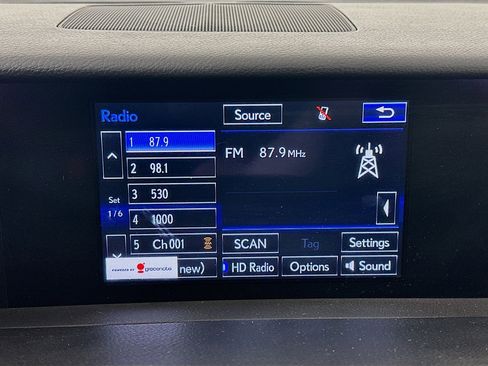 Used 2016 Lexus IS 350 image 21