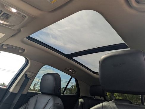 Used 2023 Buick Envision Essence w/ Sport Touring Package image 21