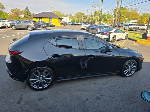 Used 2019 MAZDA MAZDA3 Hatchback w/ Preferred Package FWD image 23