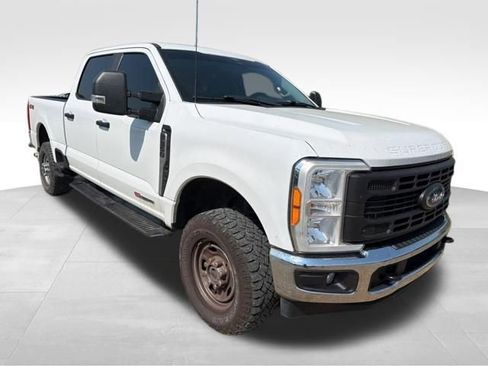 Used 2023 Ford F350 XL w/ XL Off-Road Package AWD/4WD image 2
