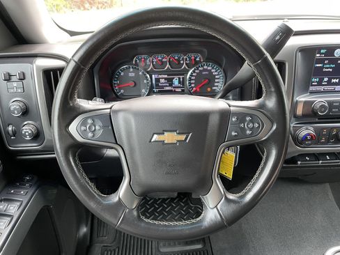 Used 2018 Chevrolet Silverado 1500 LT w/ Texas Edition AWD/4WD image 19